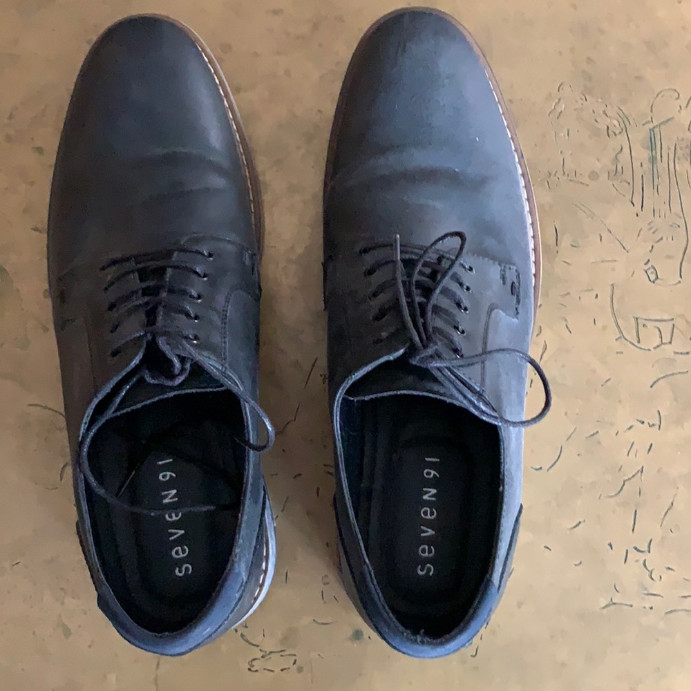 Seven91 grey shoes size 12 lightly worn